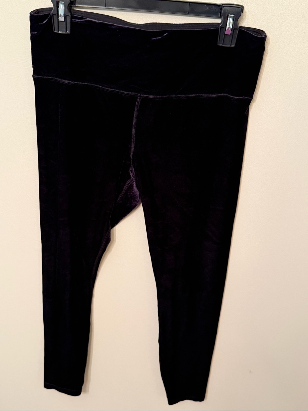 Athleta Elation Velvet Tights size Large